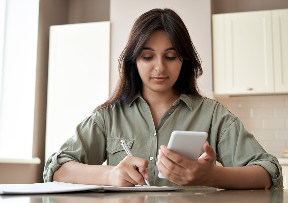 Eligible medical marijuana patient viewing the CanView app 